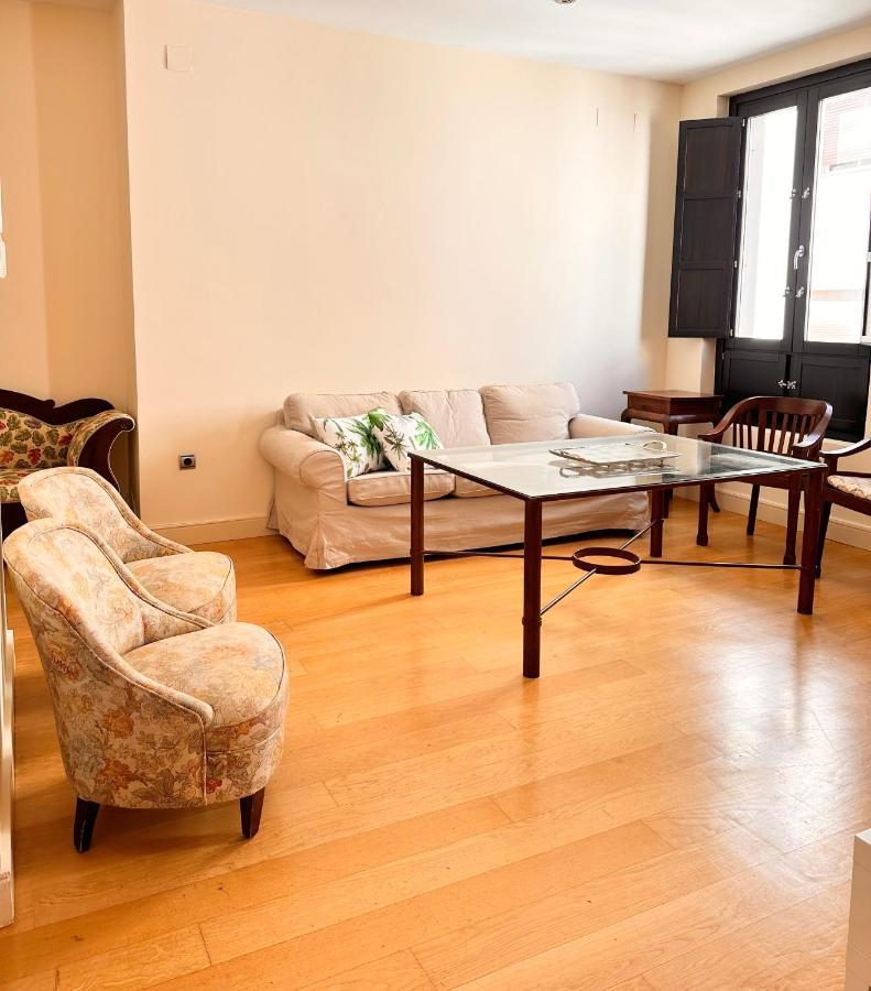 Penthouse Near Cathedral Private Rooftop Private Parking Siviglia Esterno foto