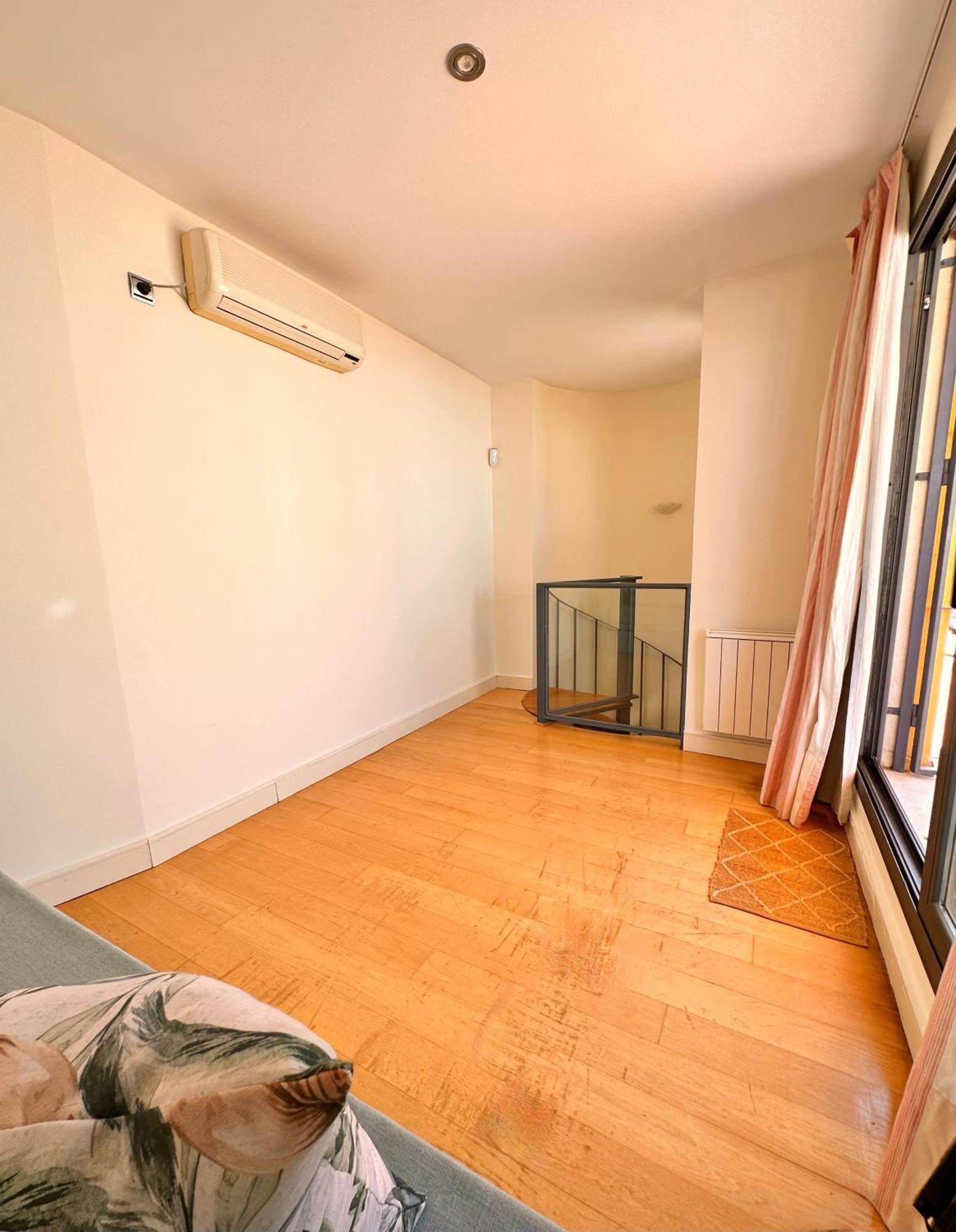 Penthouse Near Cathedral Private Rooftop Private Parking Siviglia Esterno foto