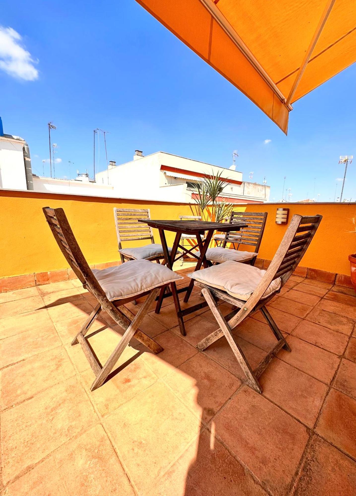 Penthouse Near Cathedral Private Rooftop Private Parking Siviglia Esterno foto