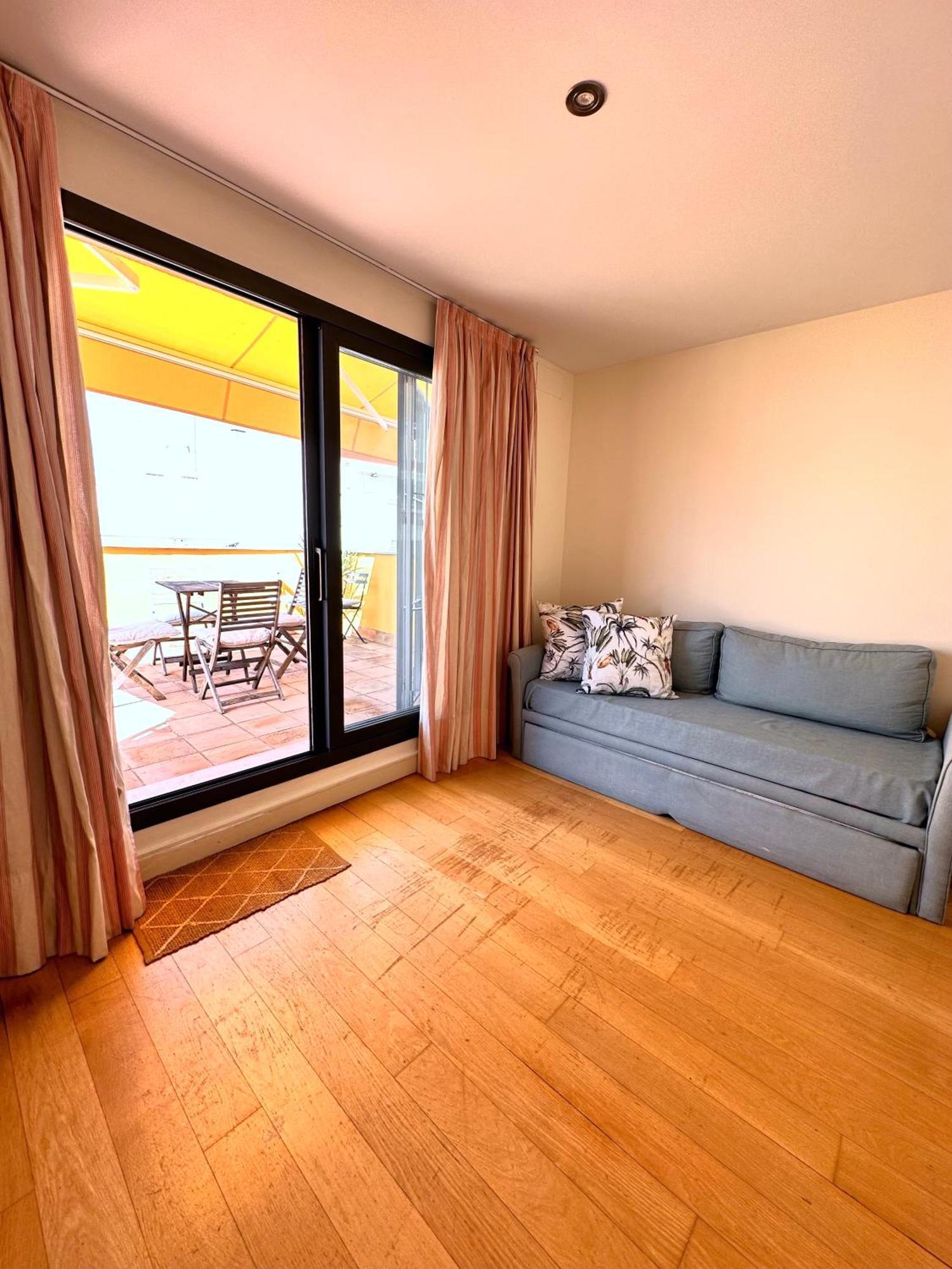 Penthouse Near Cathedral Private Rooftop Private Parking Siviglia Esterno foto